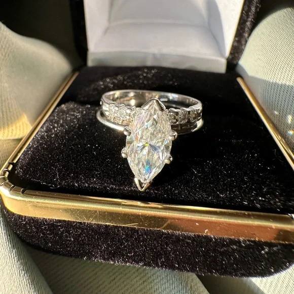 1.5 CT Marquise Moissanite Solitaire Set - Picture 10 of 14